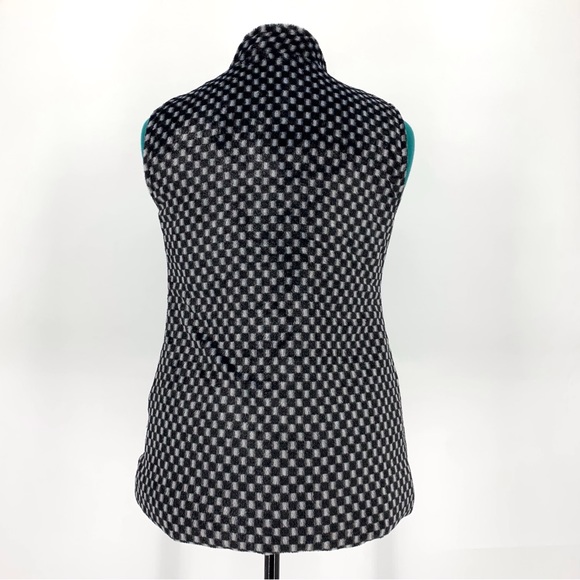 Swiss Girl Black and White Checked Faux Fur Vest with Pockets, EU 34/US 2 - Picture 6 of 16